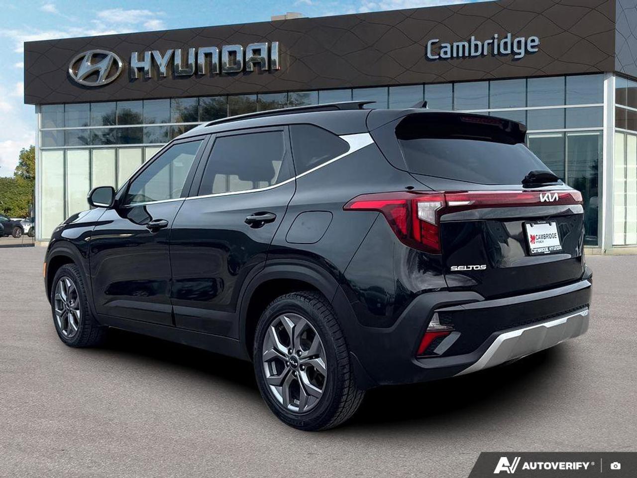 2024 Kia Seltos EX   SUNROOF   CARPLAY   HEATED STEERING   REMOTE Photo4