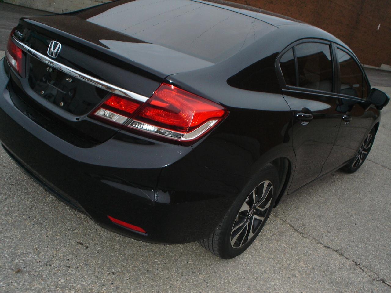 2015 Honda Civic Sedan 4dr Man EX Photo