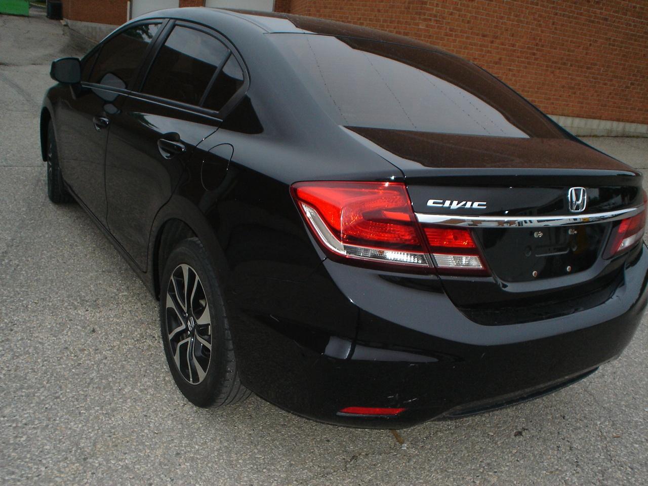 2015 Honda Civic Sedan 4dr Man EX Photo