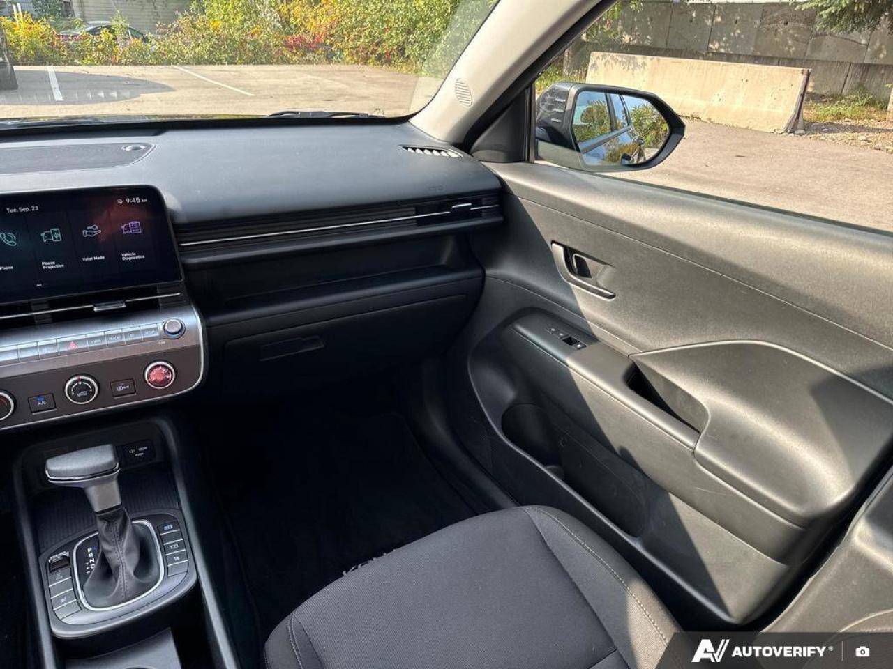 2024 Hyundai KONA Essential AWD   Carplay   Heated Seats   One Owner Photo