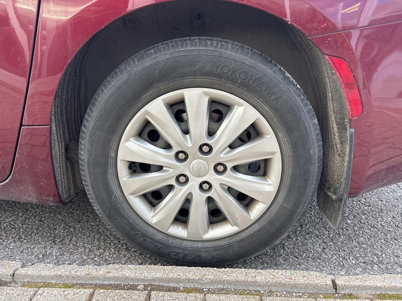 2021 Chrysler Grand Caravan SE Photo