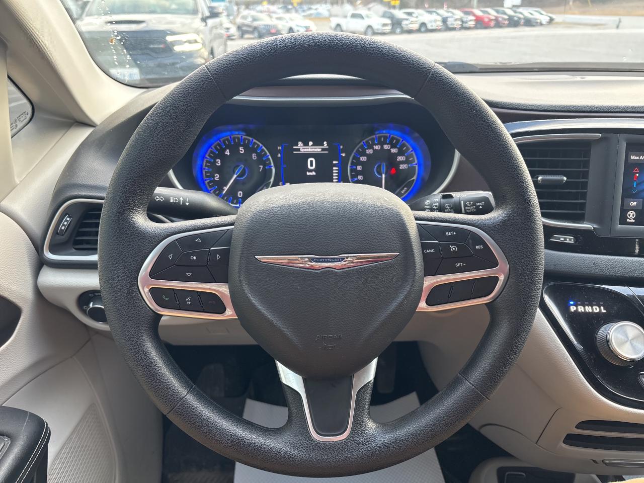 2021 Chrysler Grand Caravan SE Photo