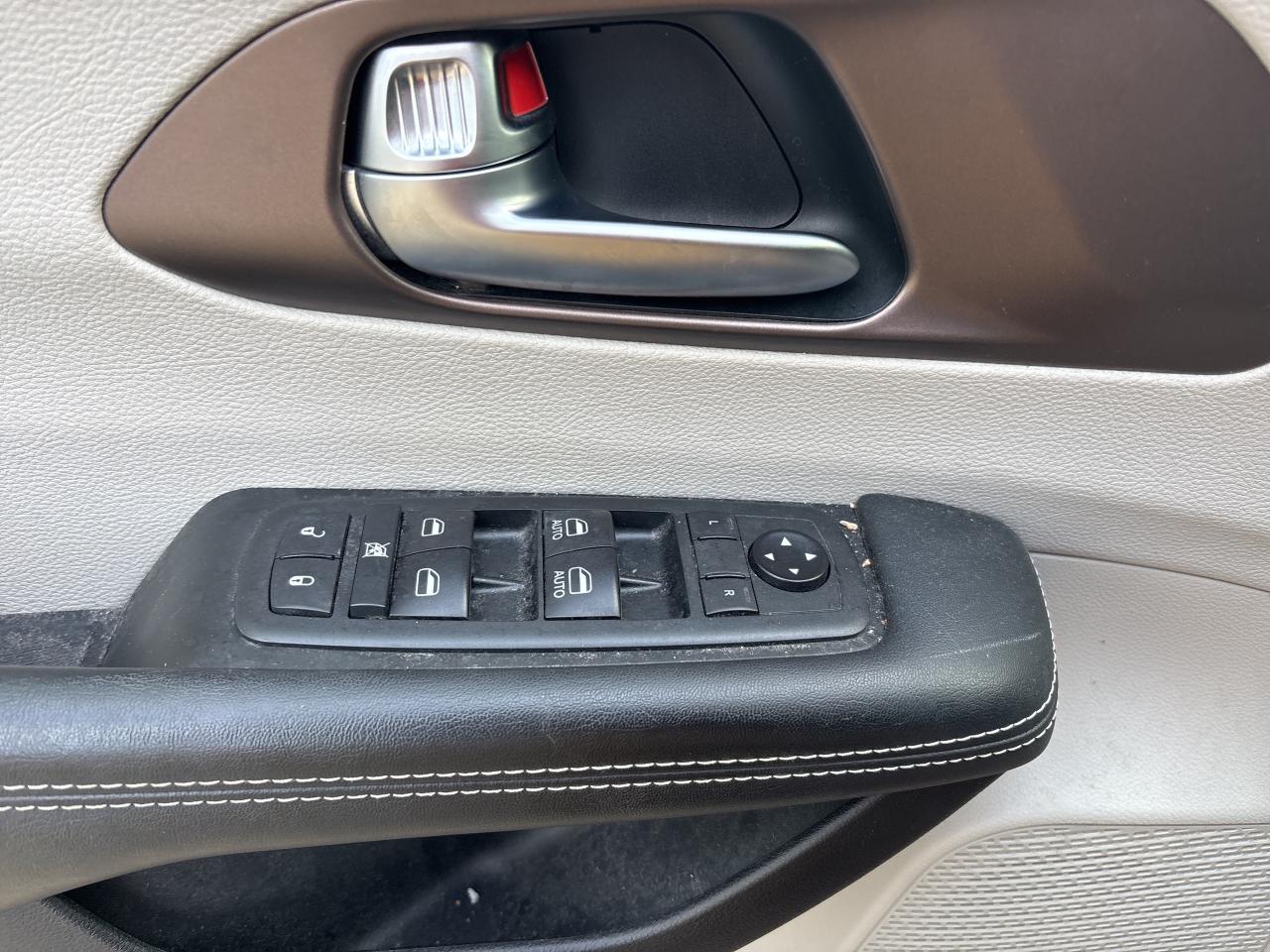 2021 Chrysler Grand Caravan SE Photo