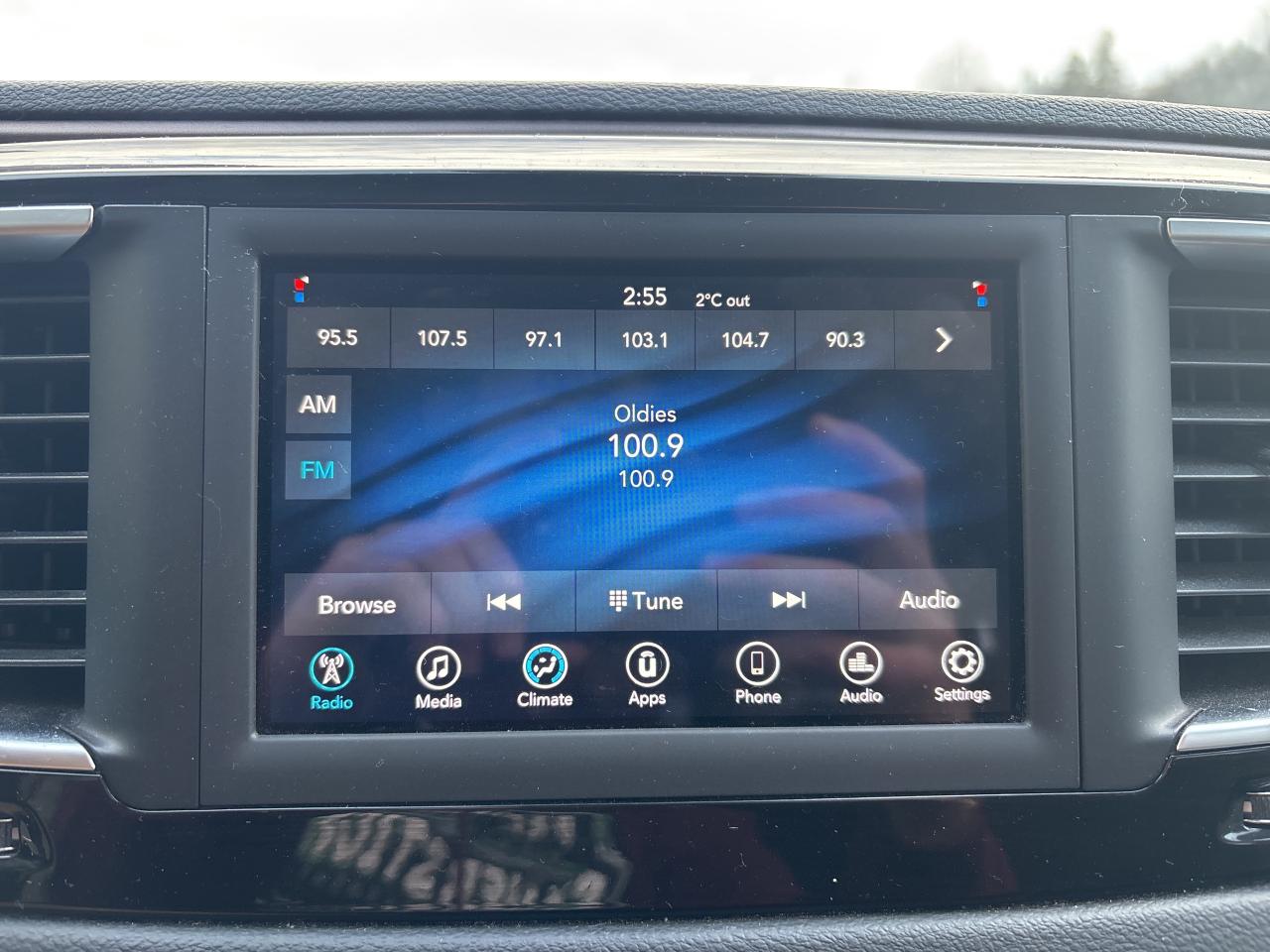 2021 Chrysler Grand Caravan SE Photo