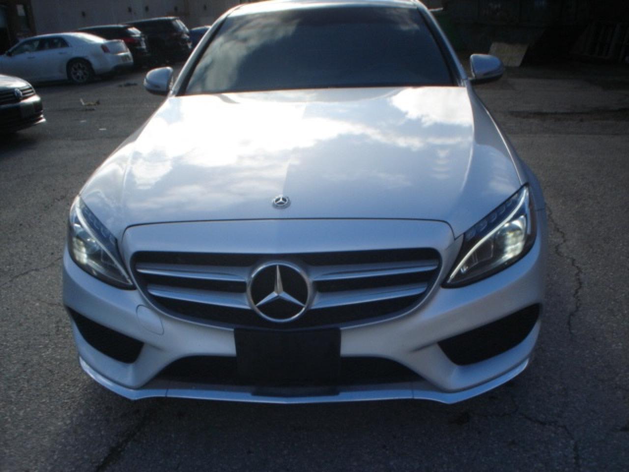 2018 Mercedes-Benz C-Class C 300 4MATIC Sedan Photo2