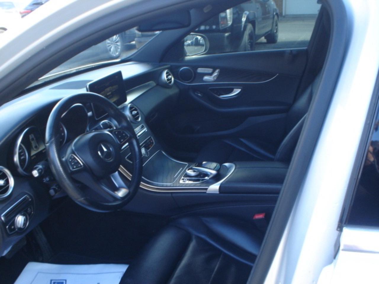 2018 Mercedes-Benz C-Class C 300 4MATIC Sedan Photo