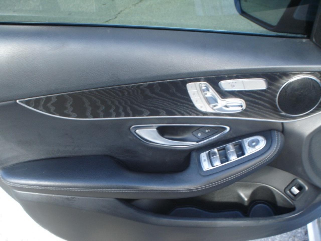 2018 Mercedes-Benz C-Class C 300 4MATIC Sedan Photo