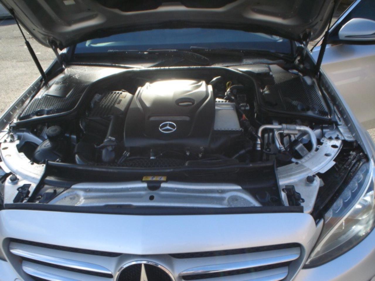 2018 Mercedes-Benz C-Class C 300 4MATIC Sedan Photo