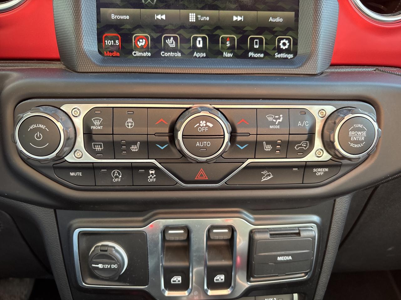 2020 Jeep Wrangler RUBICON Photo