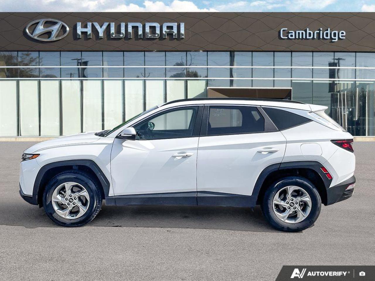 2023 Hyundai Tucson Preferred AWD   Heated Seats   Carplay Photo