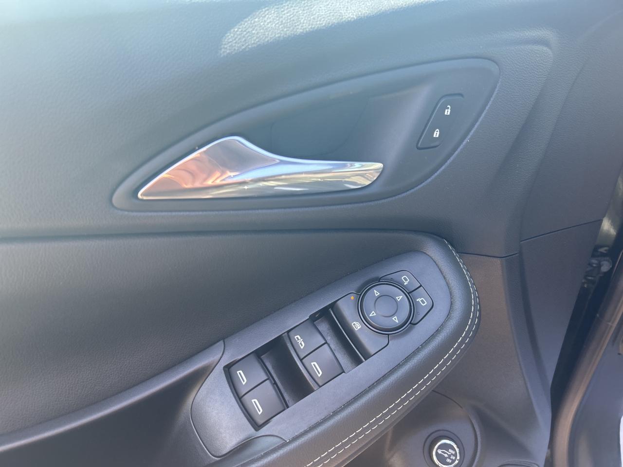 2023 Buick Encore GX Preferred GX ST Photo