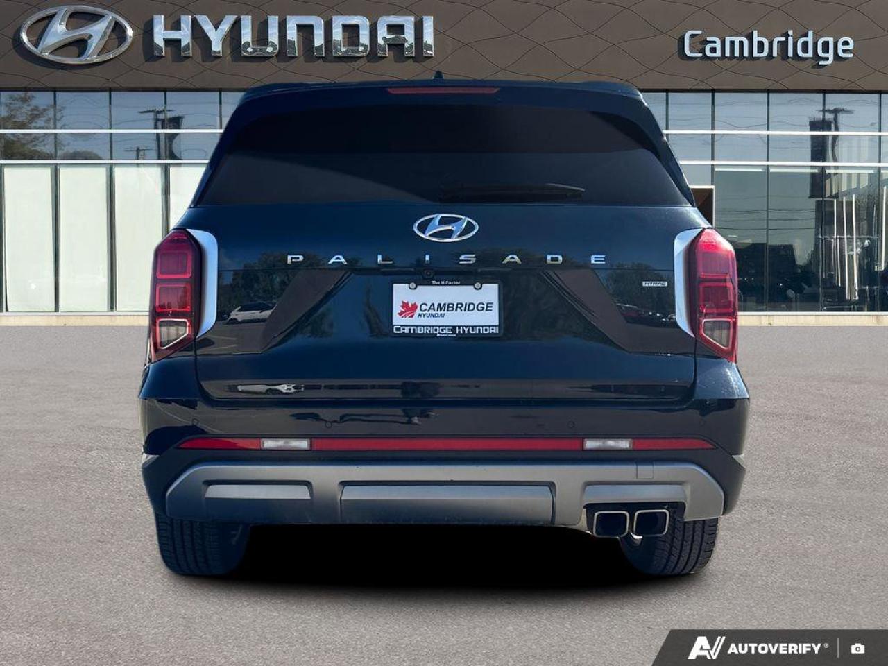 2024 Hyundai PALISADE Preferred 8-Passenger AWD   Sunroof   Heated Seats Photo