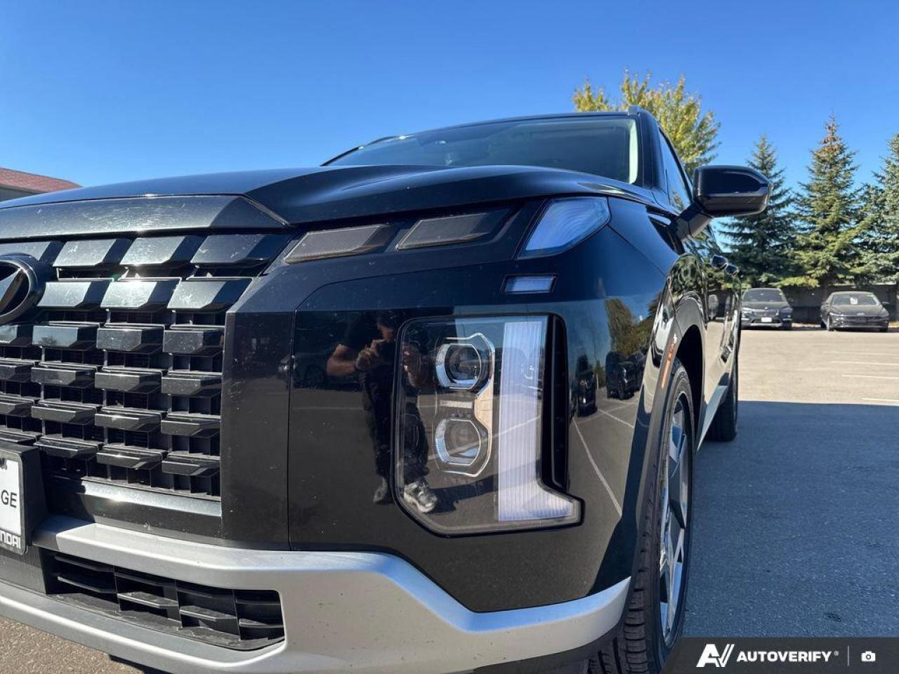 2024 Hyundai PALISADE Preferred 8-Passenger AWD   Sunroof   Heated Seats Photo