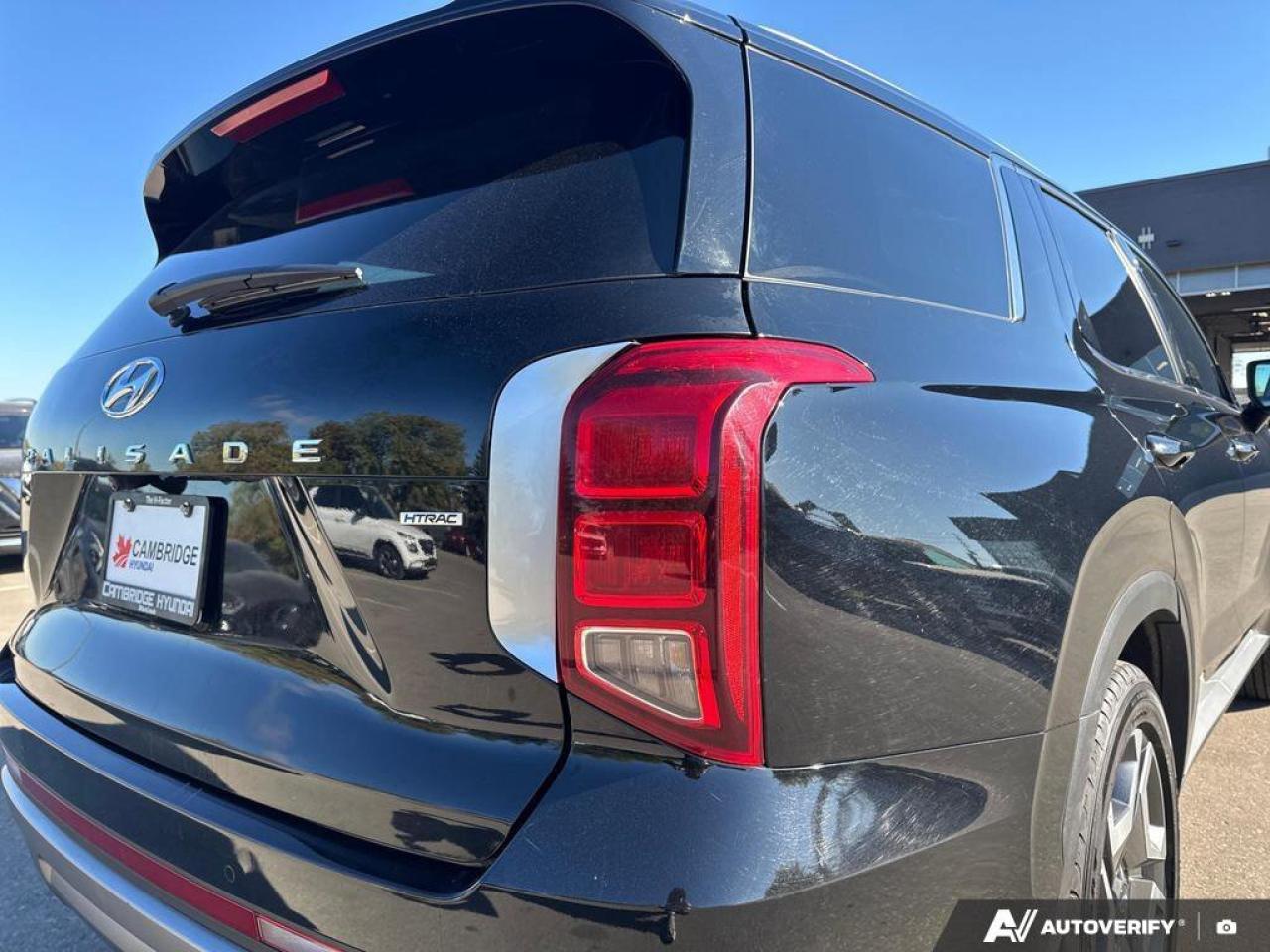 2024 Hyundai PALISADE Preferred 8-Passenger AWD   Sunroof   Heated Seats Photo