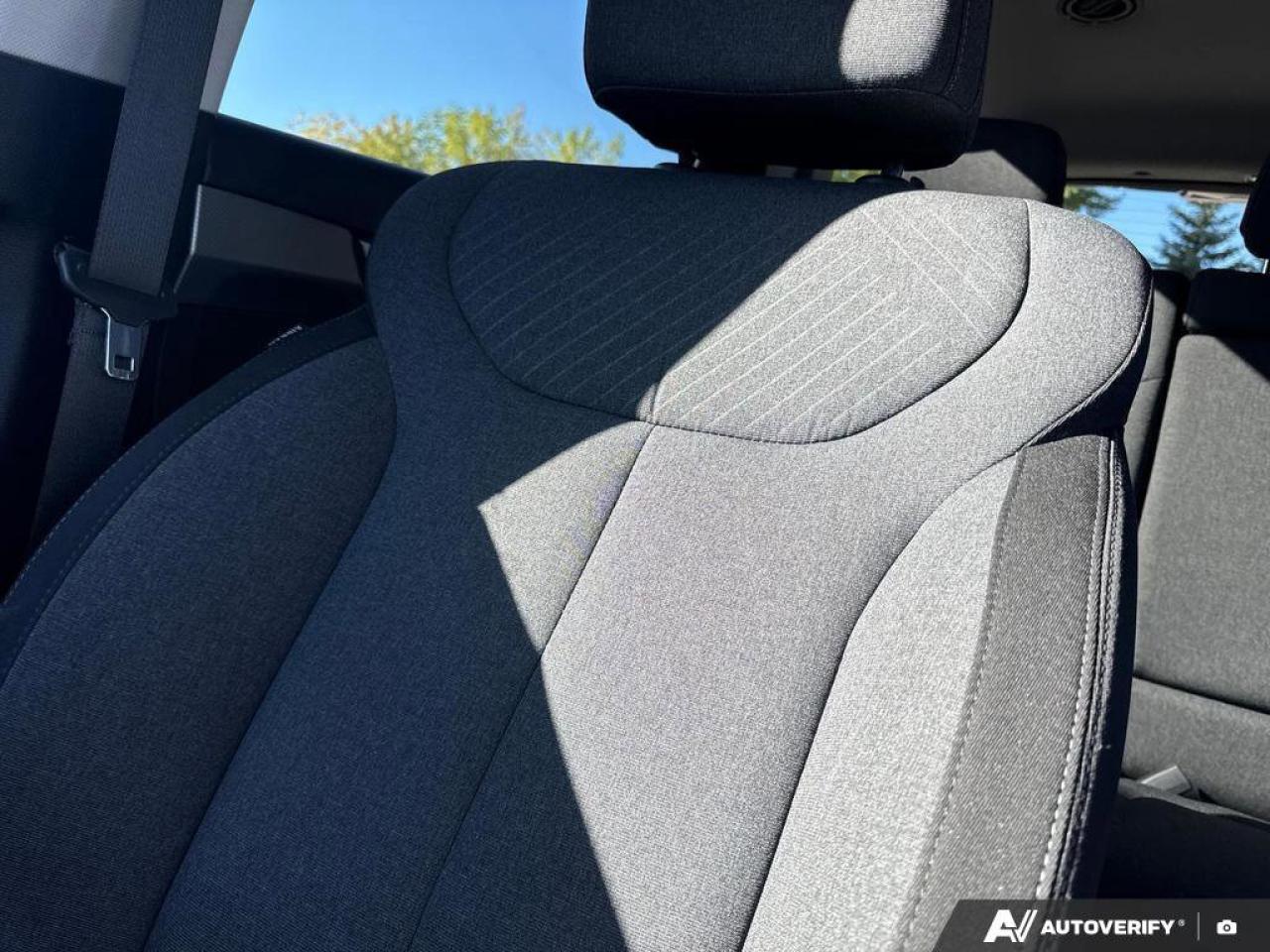 2024 Hyundai PALISADE Preferred 8-Passenger AWD   Sunroof   Heated Seats Photo