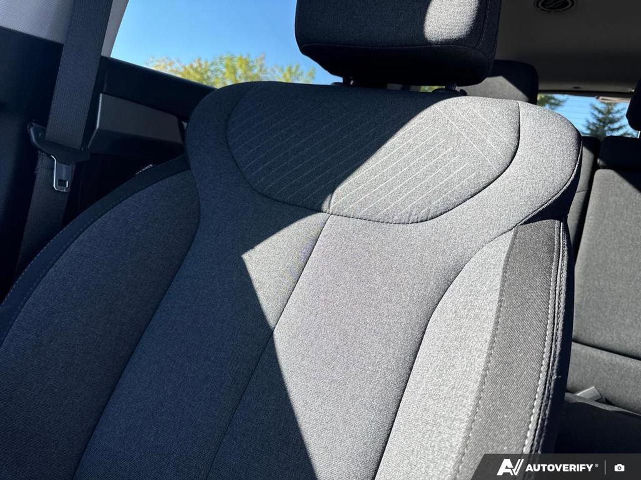 2024 Hyundai PALISADE Preferred 8-Passenger AWD   Sunroof   Heated Seats Photo