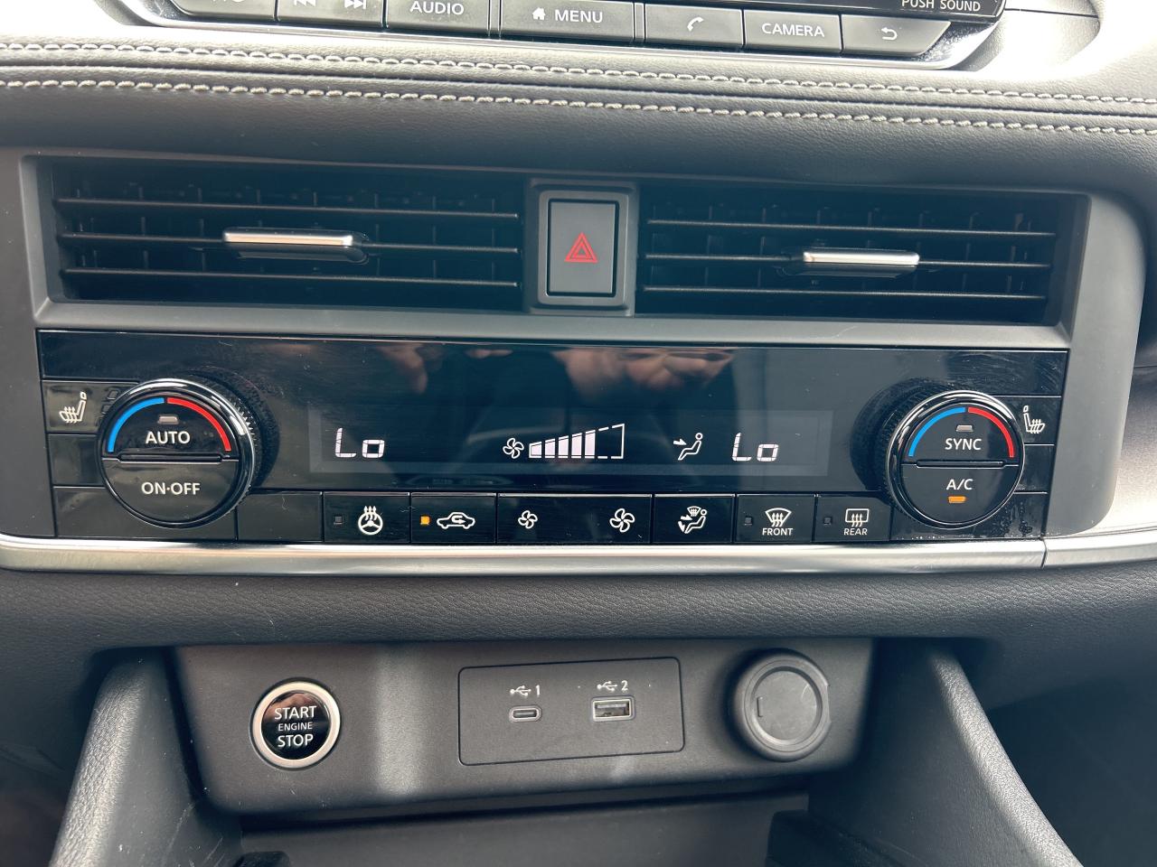 2023 Nissan Rogue SV MOONROOF Photo