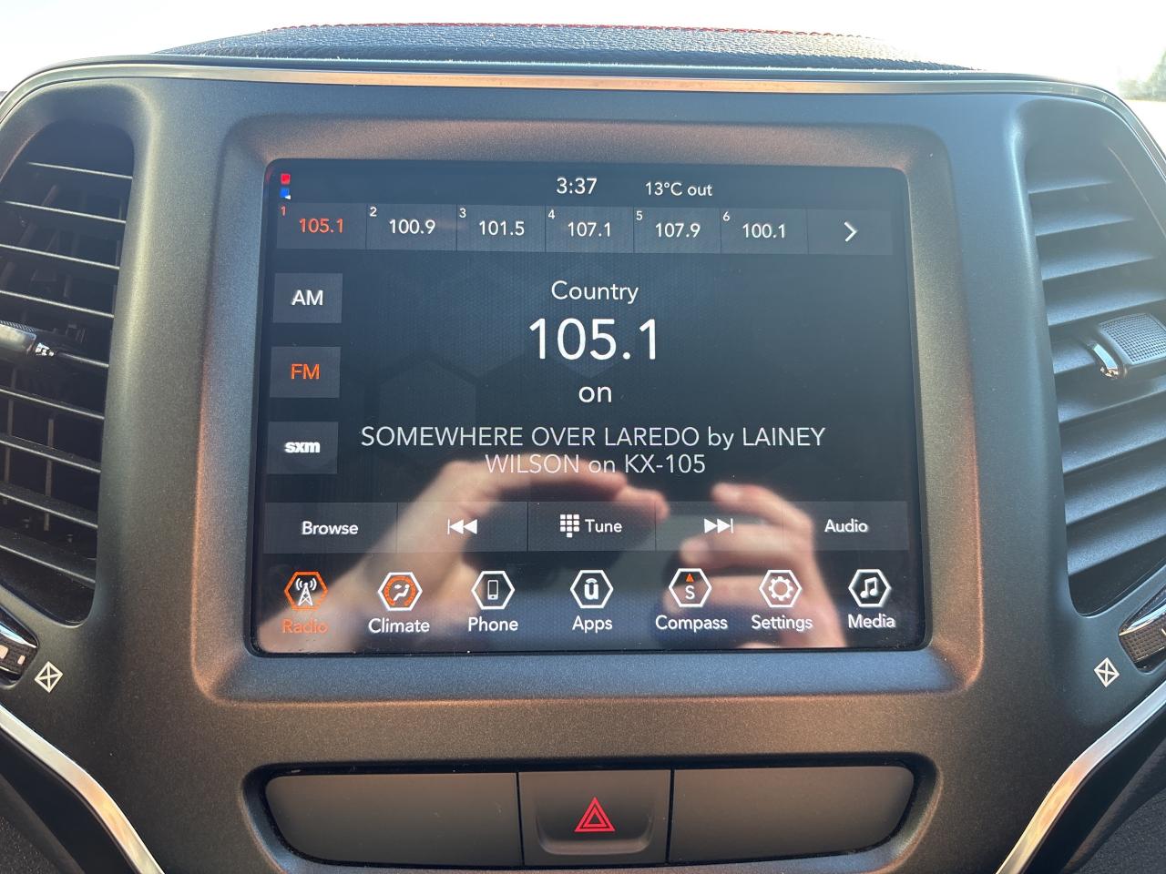 2020 Jeep Cherokee Trailhawk Photo