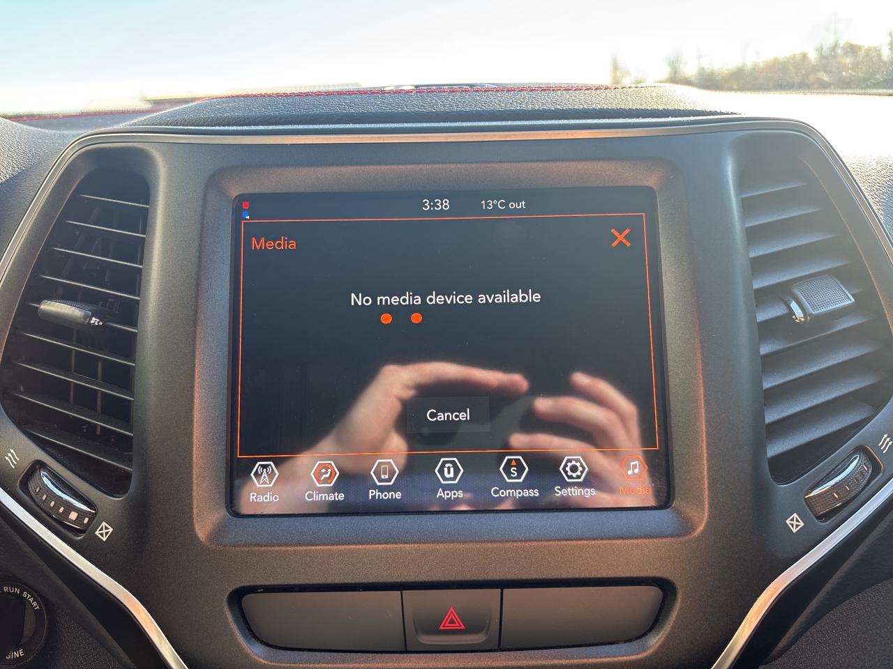 2020 Jeep Cherokee Trailhawk Photo