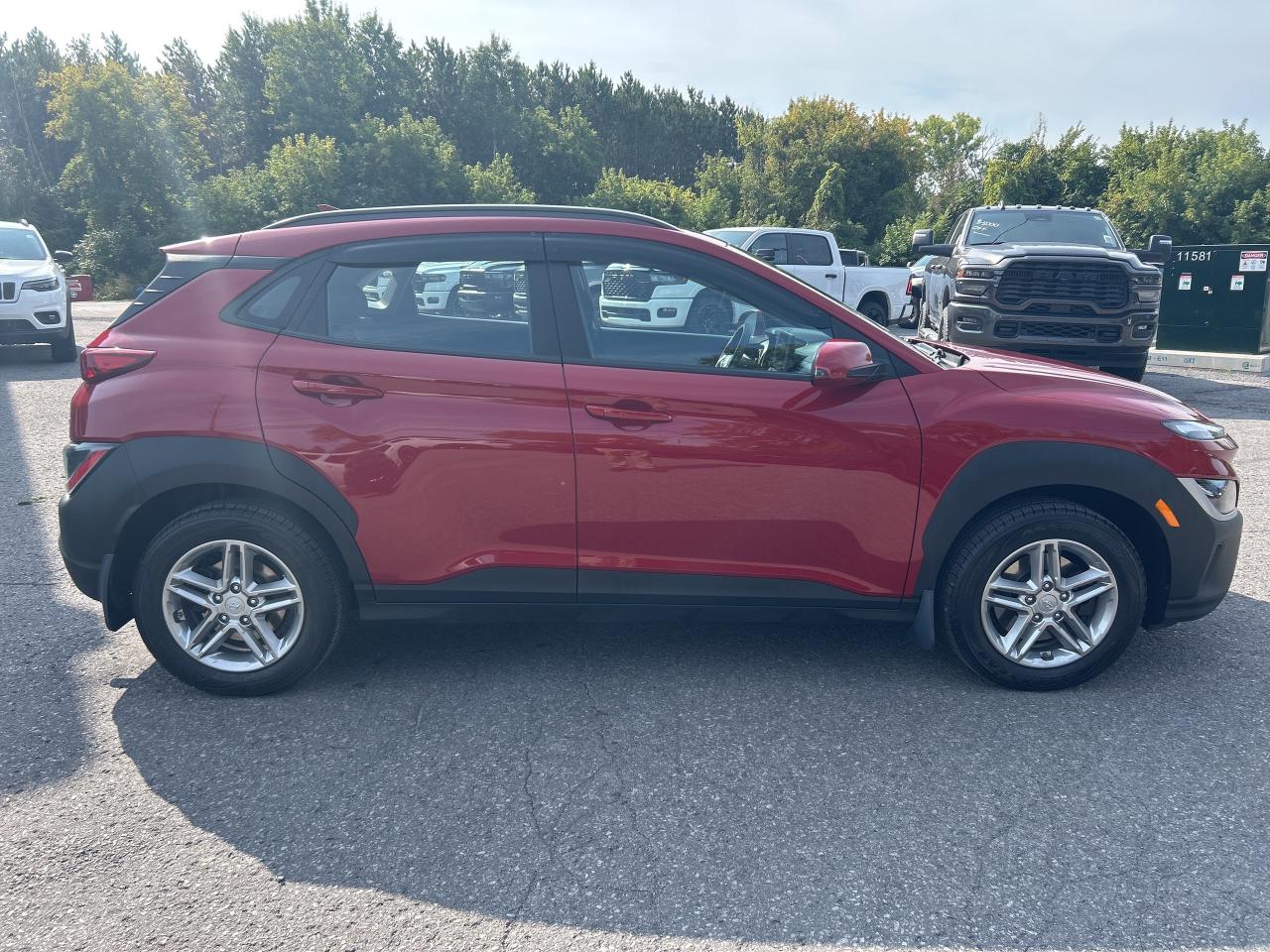 2022 Hyundai KONA Essential AWD Photo