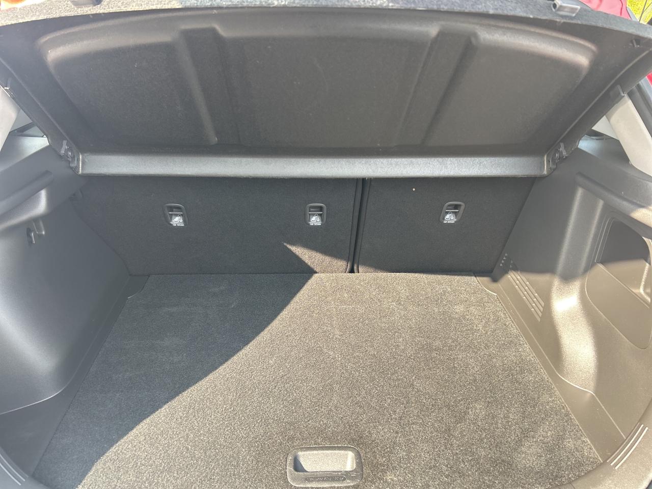 2022 Hyundai KONA Essential Photo