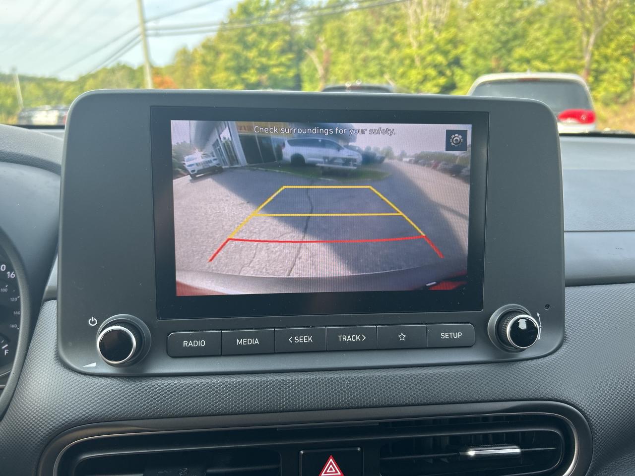 2022 Hyundai KONA Essential AWD Photo