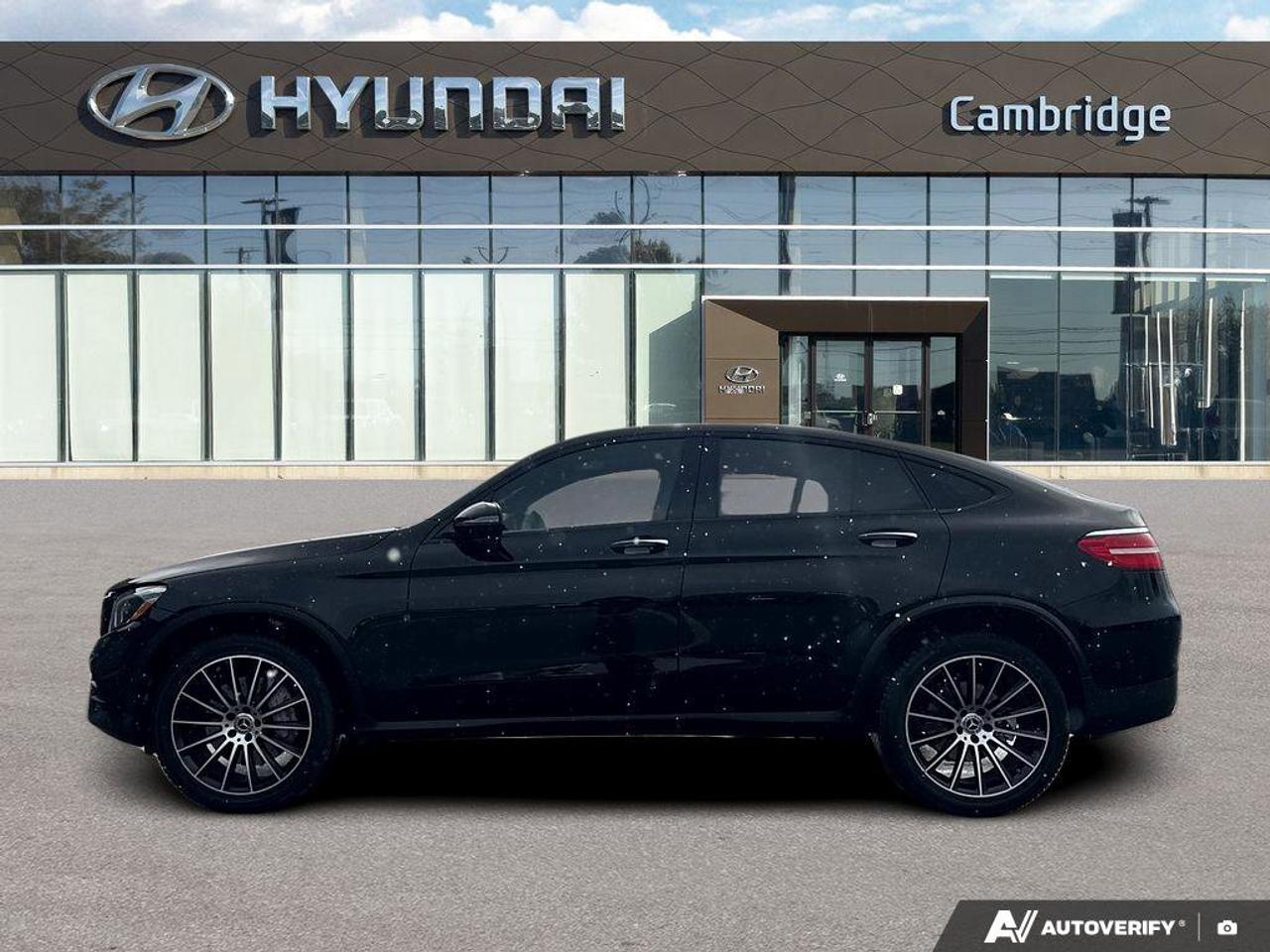 2019 Mercedes-Benz GLC GLC 300 Photo3