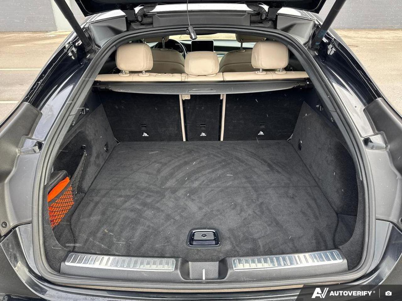 2019 Mercedes-Benz GLC GLC 300 Photo