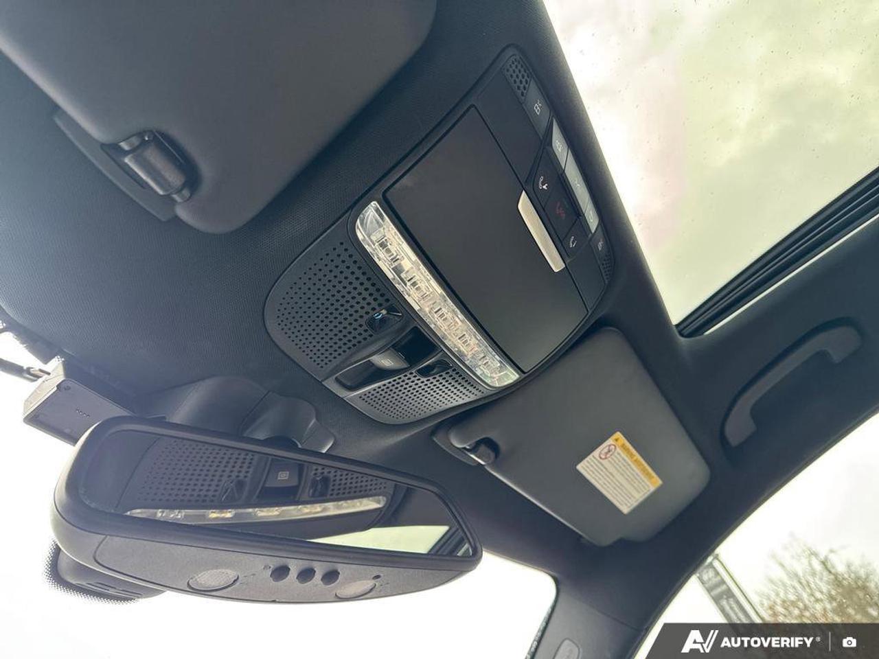 2019 Mercedes-Benz GLC GLC 300 Photo