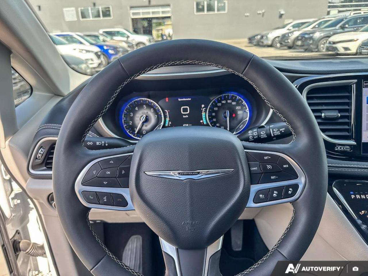 2024 Chrysler Pacifica Touring L   Leatherette Seats   Carplay Photo