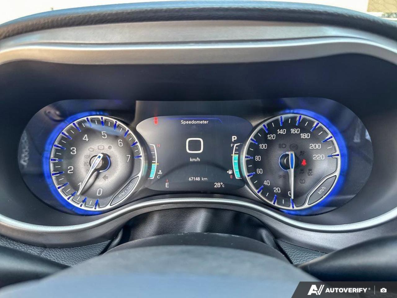 2024 Chrysler Pacifica Touring L   Leatherette Seats   Carplay Photo