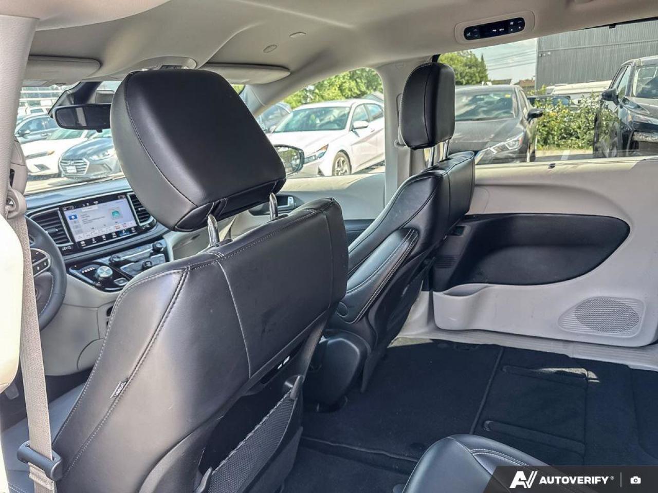 2024 Chrysler Pacifica Touring L   Leatherette Seats   Carplay Photo