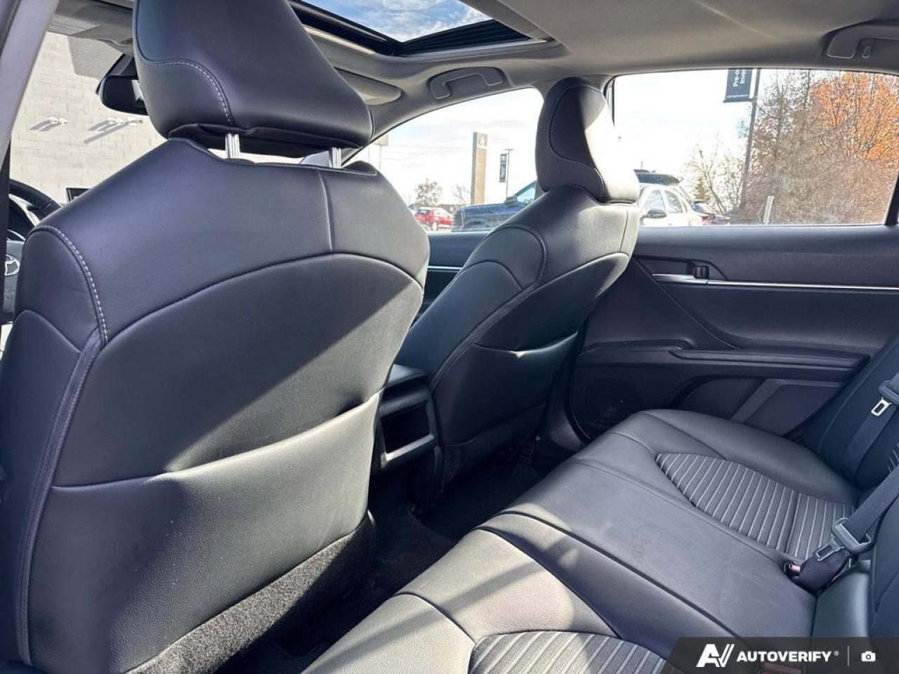 2024 Toyota Camry HYBRID SE Photo