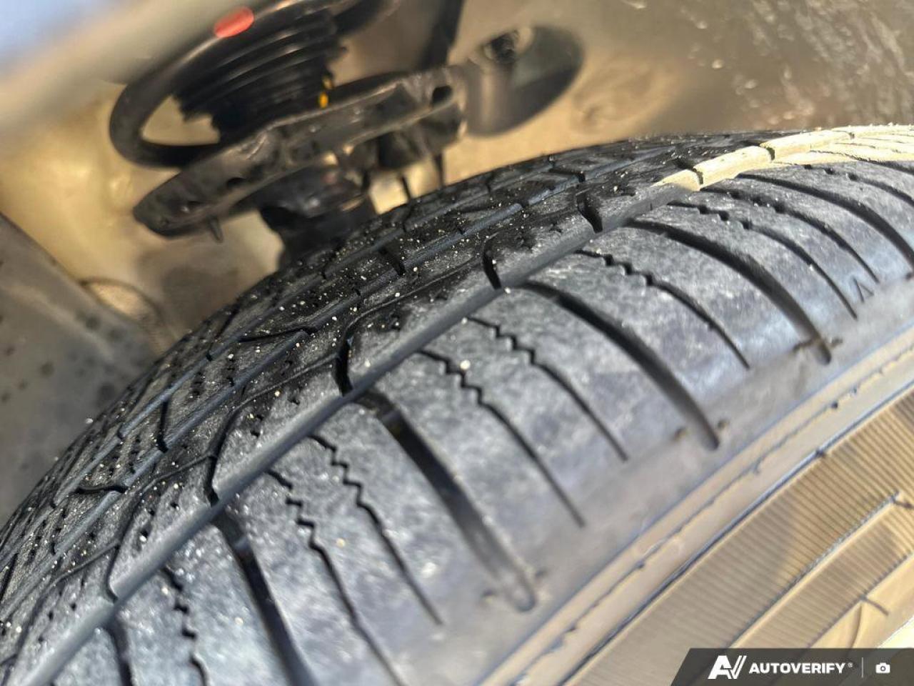 2024 Hyundai PALISADE Preferred AWD   8-Passenger   Heated Seats   CarPl Photo