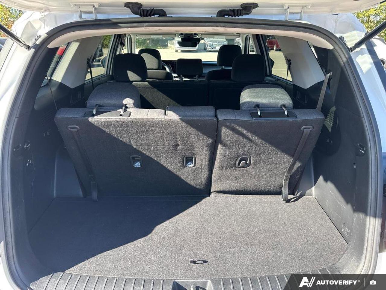 2024 Hyundai PALISADE Preferred AWD   8-Passenger   Heated Seats   CarPl Photo