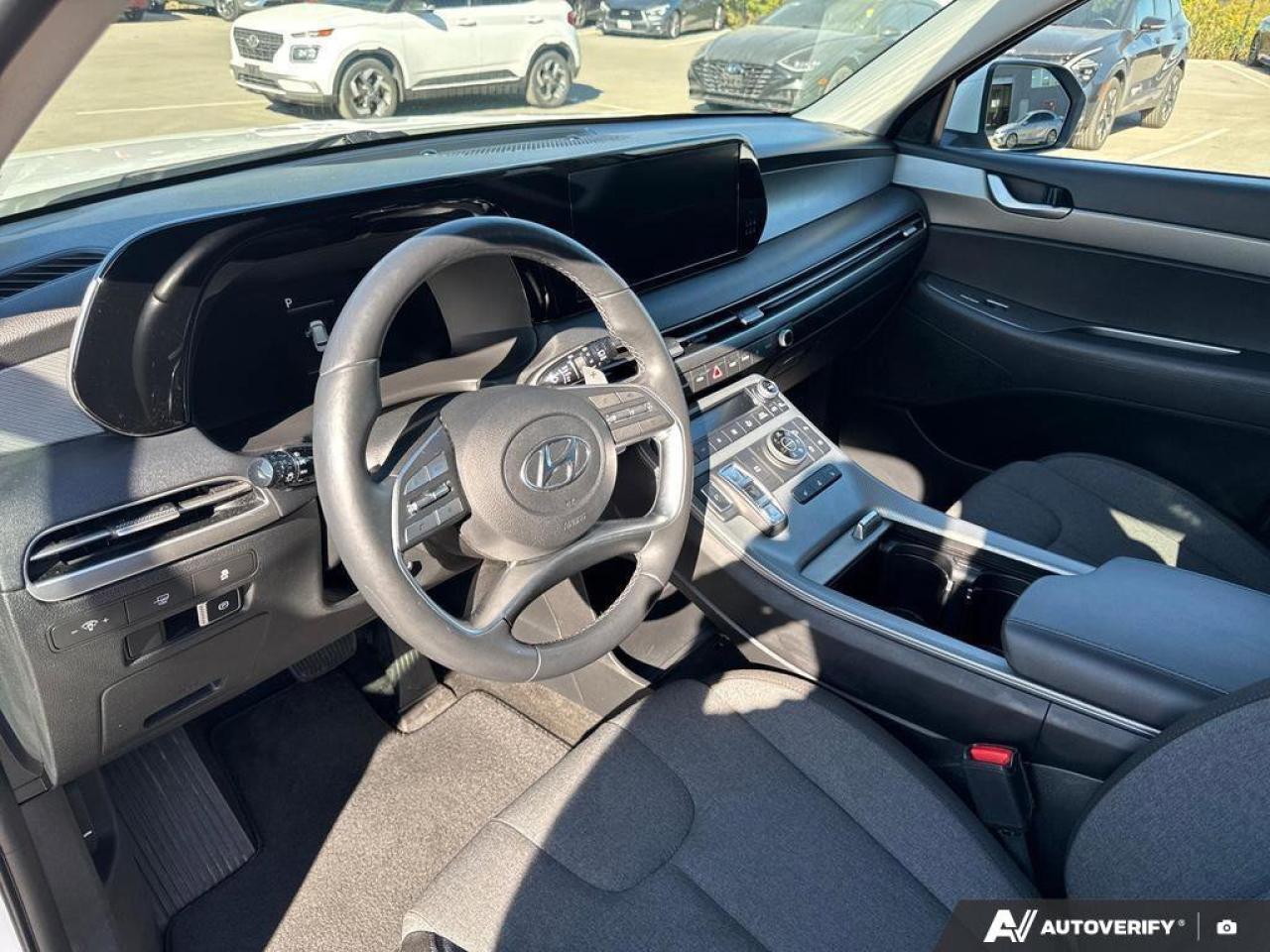 2024 Hyundai PALISADE Preferred AWD   8-Passenger   Heated Seats   CarPl Photo