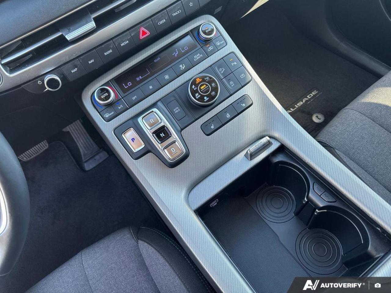 2024 Hyundai PALISADE Preferred AWD   8-Passenger   Heated Seats   CarPl Photo