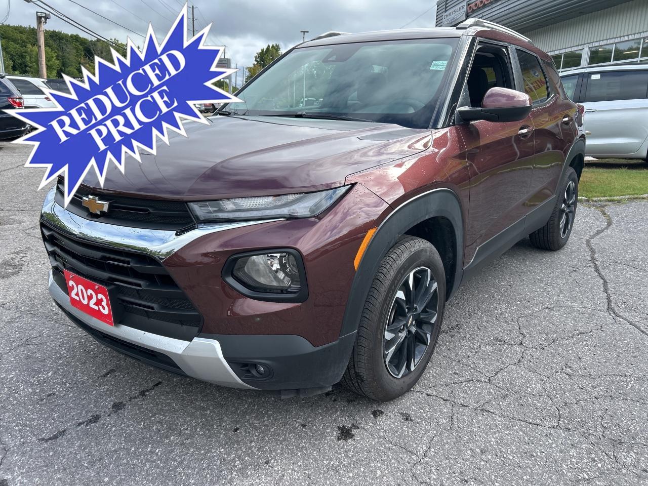 2023 Chevrolet TrailBlazer LT AWD Photo2