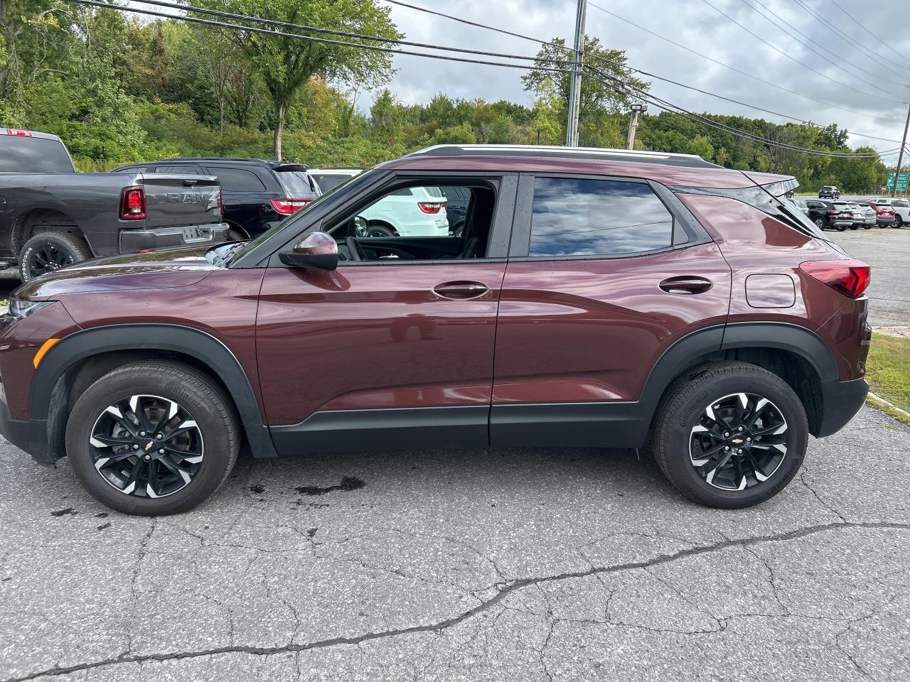 2023 Chevrolet TrailBlazer LT AWD Photo