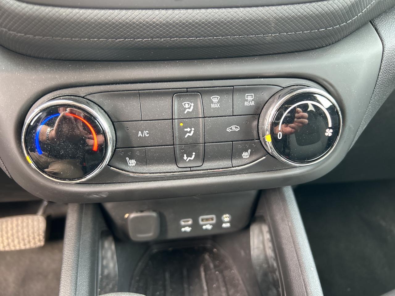 2023 Chevrolet TrailBlazer LT AWD Photo