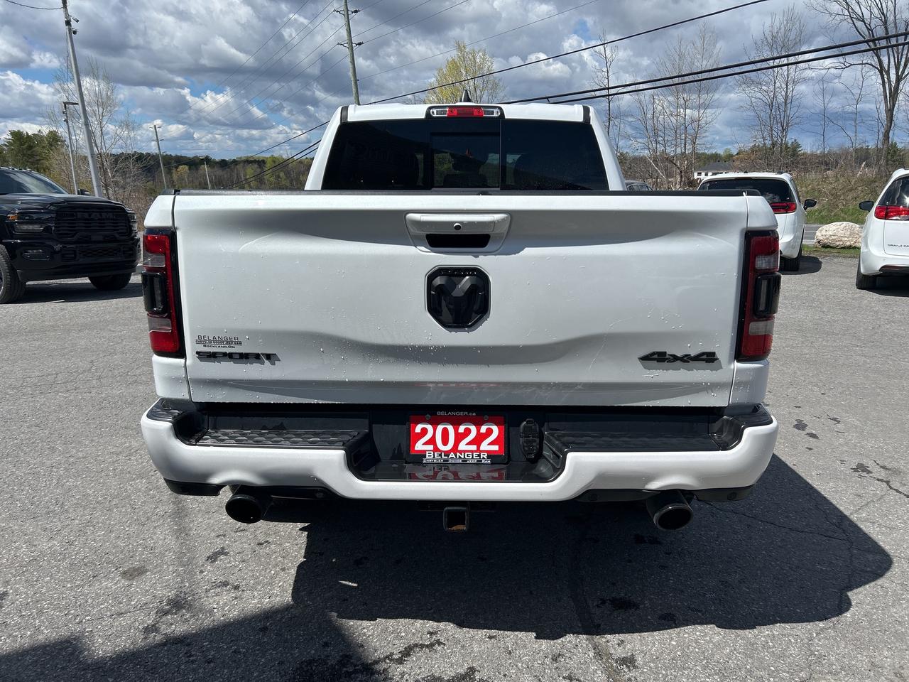 2022 RAM 1500 SPORT Photo3