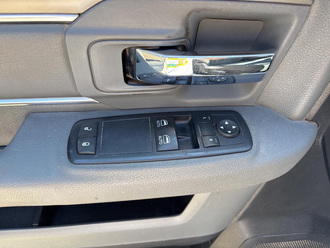 2016 RAM 2500 SLT Photo