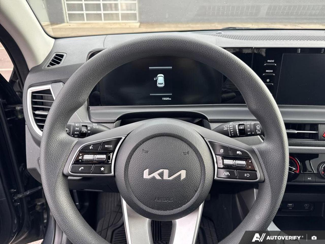 2025 Kia Seltos LX Photo