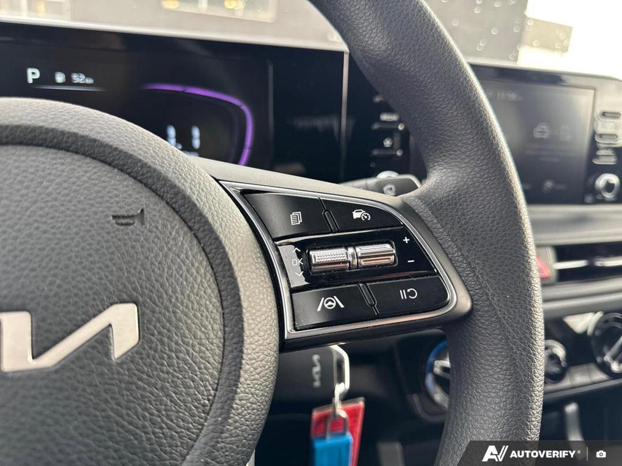 2025 Kia Seltos LX Photo