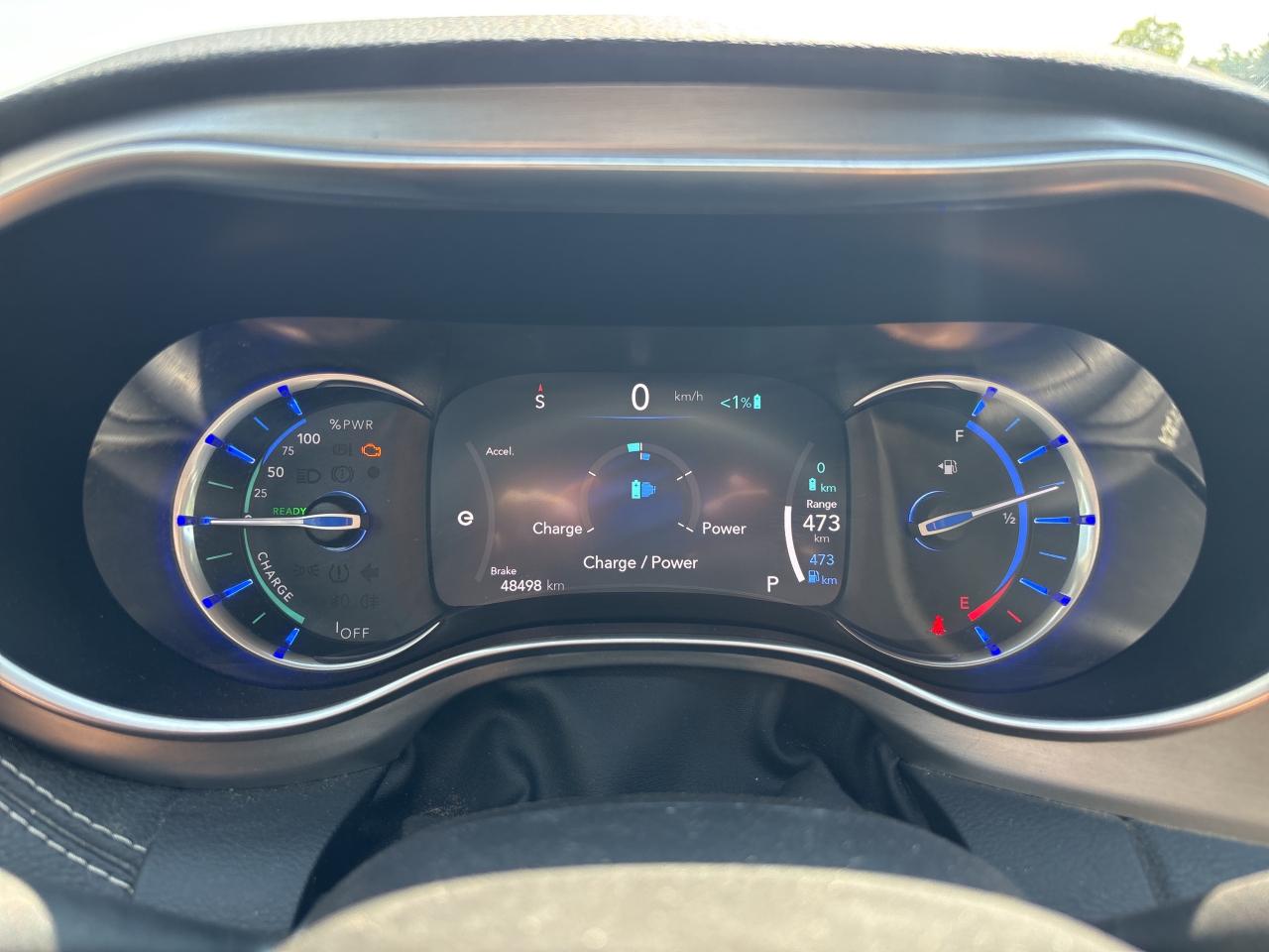 2022 Chrysler Pacifica Hybrid Limited Photo