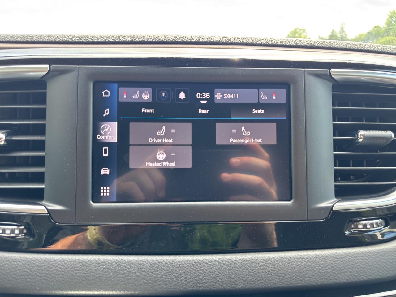 2024 Chrysler Grand Caravan SXT Photo