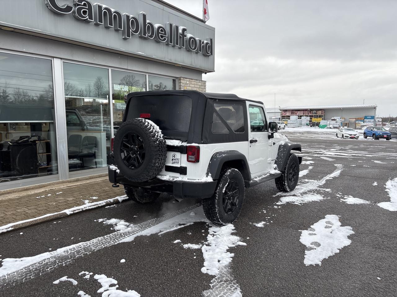 2017 Jeep Wrangler Willys Wheeler Photo