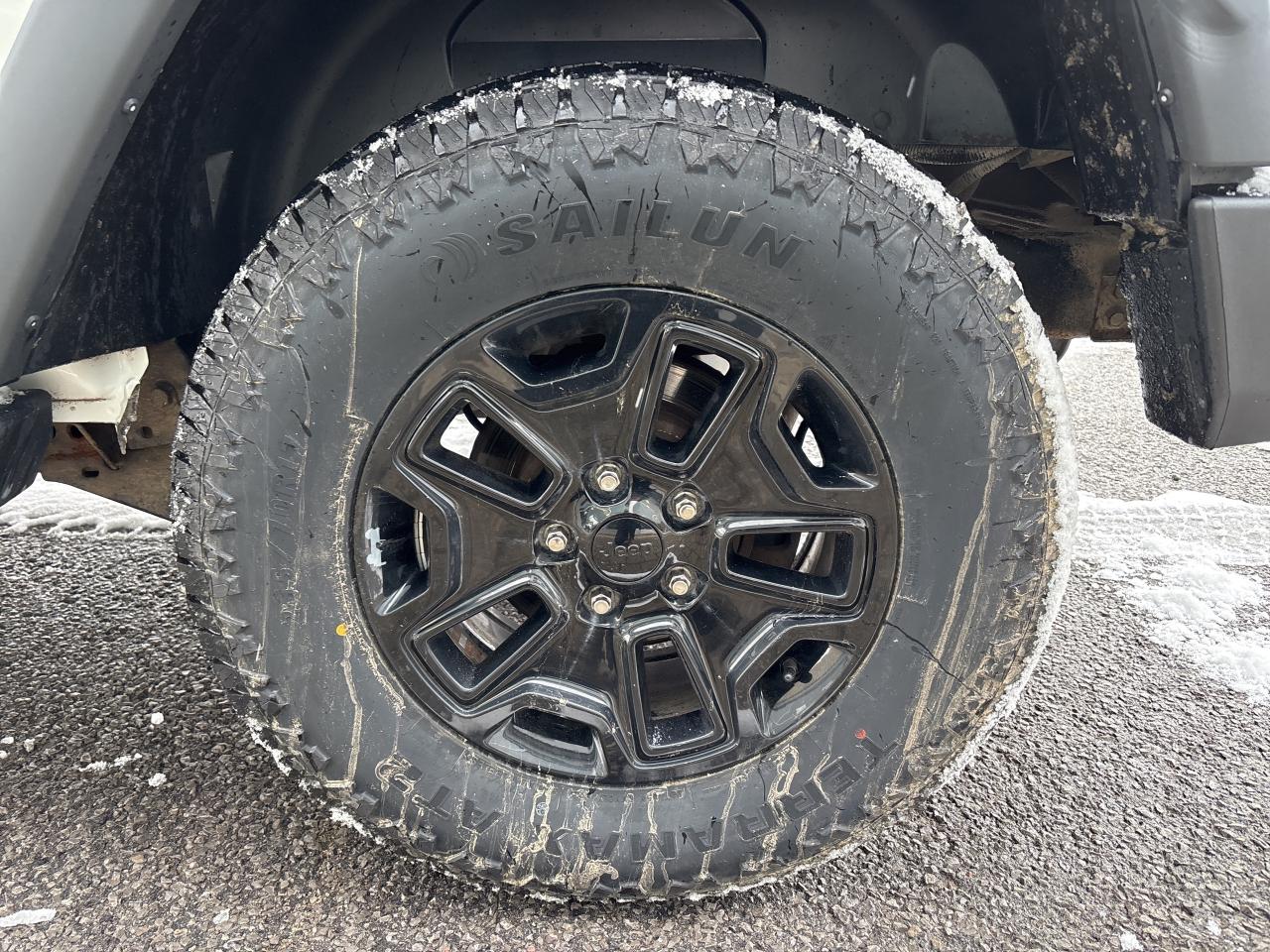 2017 Jeep Wrangler Willys Wheeler Photo