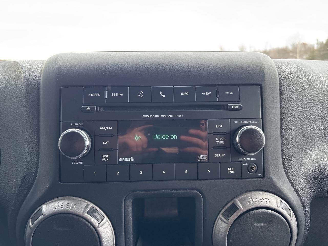 2017 Jeep Wrangler Willys Wheeler Photo