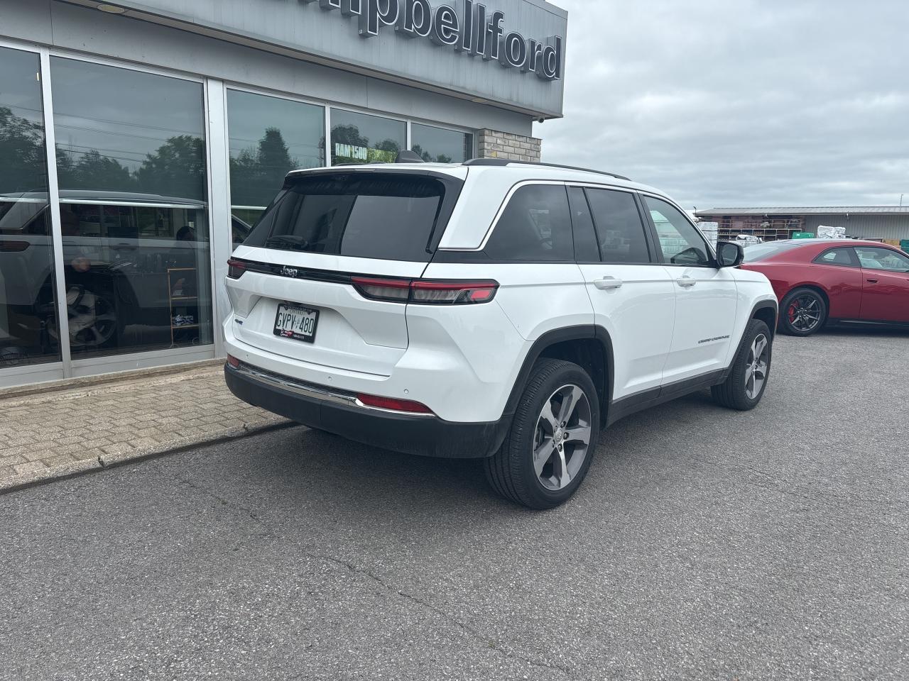 2023 Jeep Grand Cherokee 4xe  Photo4